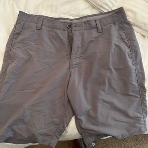 Under Armour Golf Shorts 2018 HeatGear 2.0 Gray Casual, Athleisure bott…